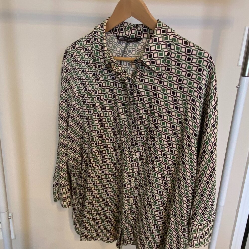 ZARA STYLISH GEOMETRIC PRINT SHIRT, Medium